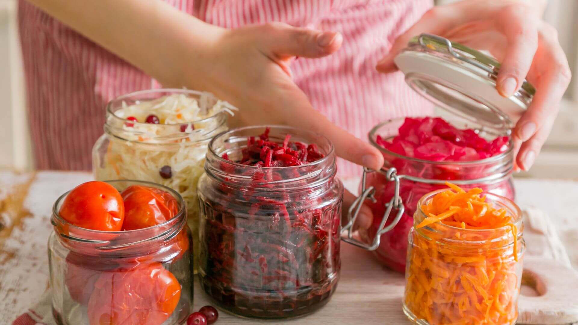 Benefits of Fermented Green Foods: From Kimchi to Sauerkraut – Why Fermentation Enhances Nutrition